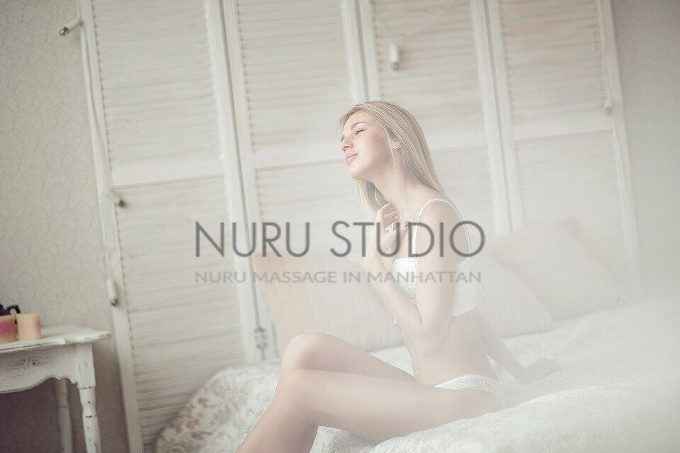 Gwen - Sensual bodywork expert in Manhattan New York City